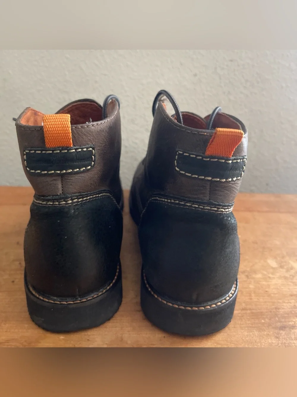 Tommy Bahama Edisto Brown Leather Chukka City Preppy Boots Mens Size 8 M